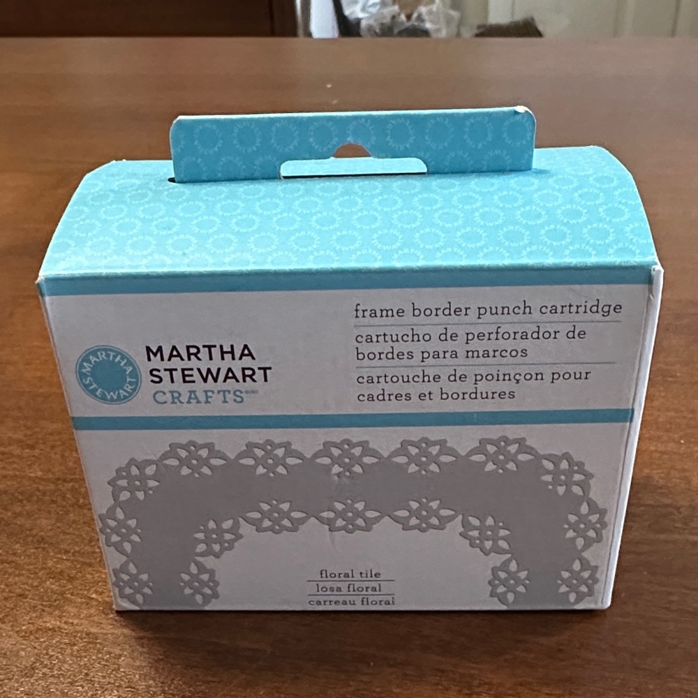 Martha Stewart Frame Border Punch Cartridge Starter Set Required sold separate
